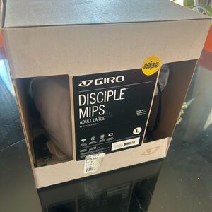 Giro Disciple MIPS Helmet - Black and Gray